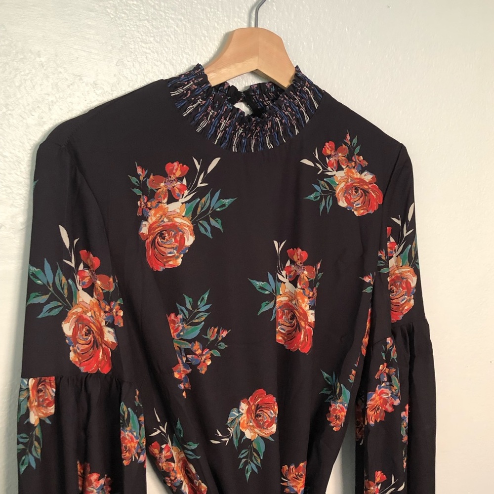Multi patterned dress - Picture 3 of 3